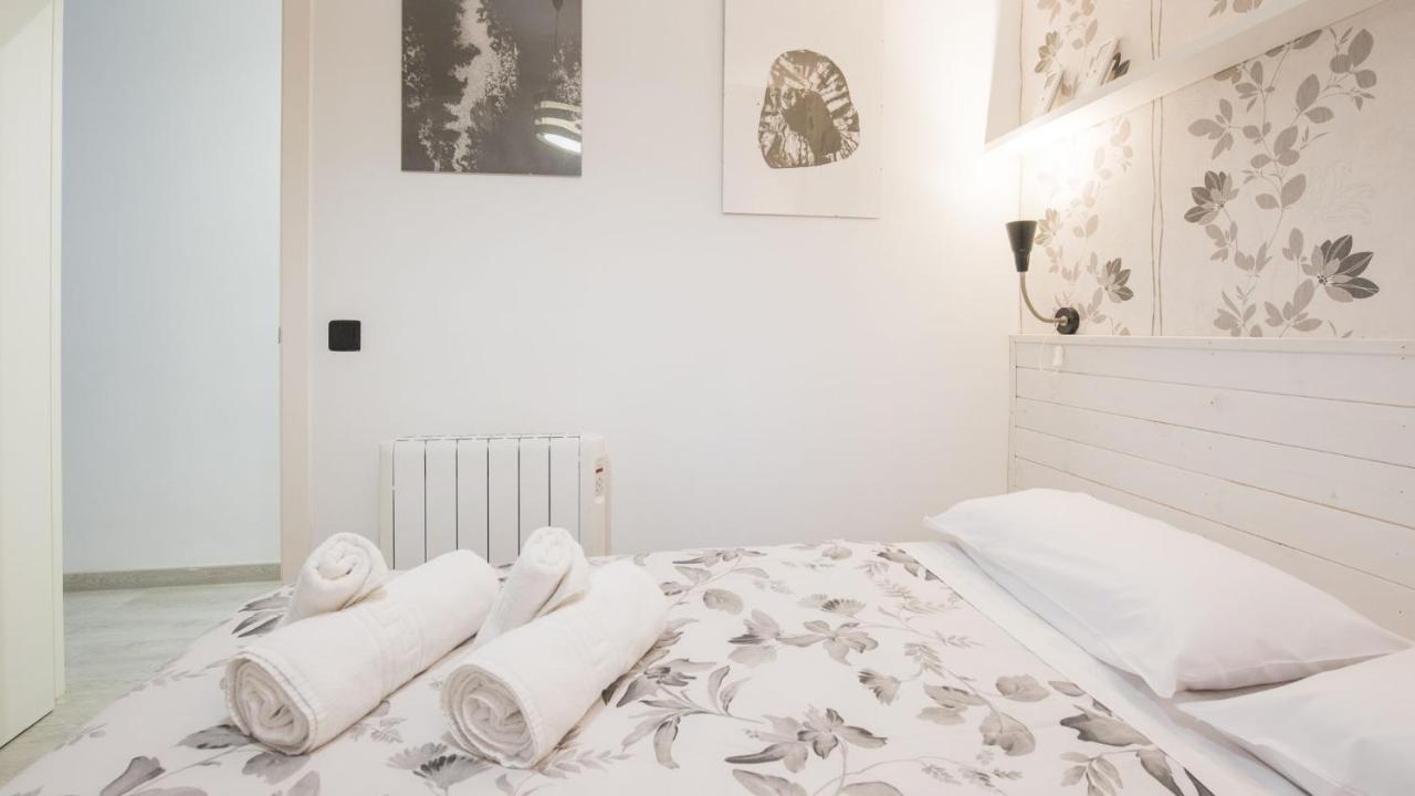 La Casa Purpura - Apartamentos Aloha Toledo Luaran gambar